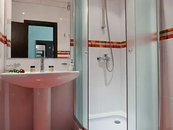 Отель SAINT GEORGE PALACE 4*