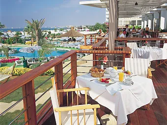 Отель GOLDEN BAY HOTEL 5*