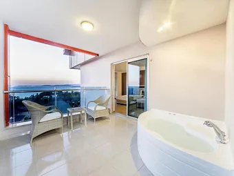 Отель LONICERA RESORT & SPA 5*