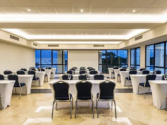 Отель OCEAN CORAL SPRING 5*