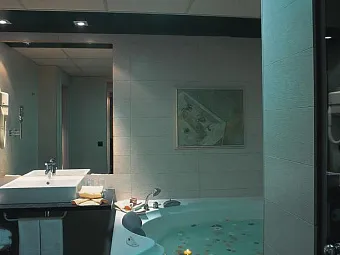 Отель ROC BLANC 4*