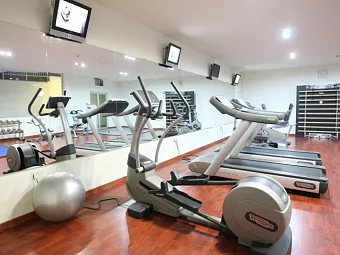  Отель VRISSIANA BEACH HOTEL 4*