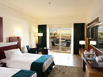 Отель FUN CITY MAKADI BAY 5*