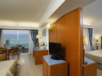 Отель SUNRISE BEACH 4*