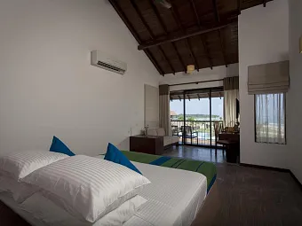 Отель THE CALM RESORT & SPA 4*