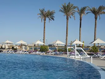 Отель CLEOPATRA LUXURY RESORT MAKADI BAY 5*