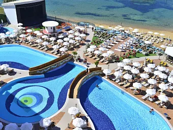 Отель AZURA DELUXE RESORT & SPA 5*