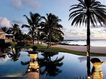 SHANTI MAURICE A NIRA RESORT 5*