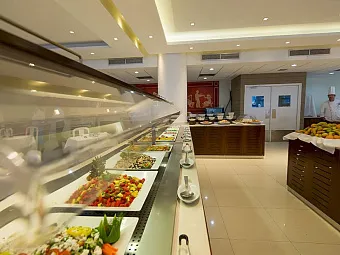 Отель CRYSTAL SPRINGS BEACH HOTEL 4*