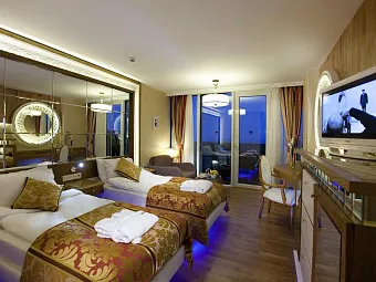 Отель Granada Luxury Resort and Spa 5*