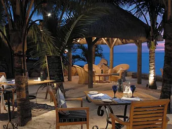 BEACHCOMBER LE VICTORIA 4*