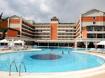 Отель INSULA RESORT & SPA 5*
