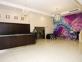 CROWN RESORTS HENIPA 3+*