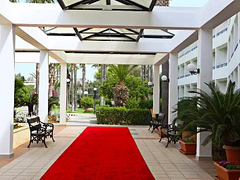 THE DOME BEACH 4*