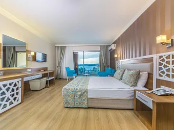 Отель LONICERA RESORT & SPA 5*