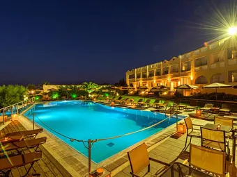 Отель NIFOREIKA BEACH HOTEL & BUNGALOWS 3*