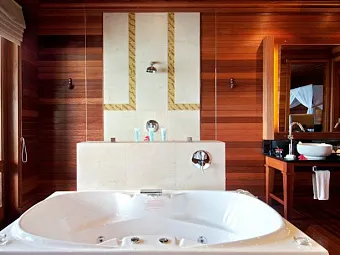 Отель HILTON SEYCHELLES NORTHOLME RESORT & SPA 5*