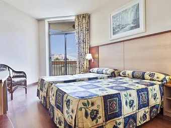Отель BEST CAMBRILS 4*
