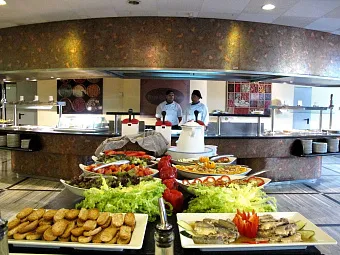 Буфет в ресторане отеля OHTELS PLAYA DE ORO PARK 3*