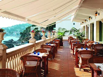 Ресторан в отеле NIXE PALACE 5*