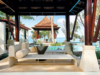 Отель MELATI BEACH RESORT & SPA 5 *