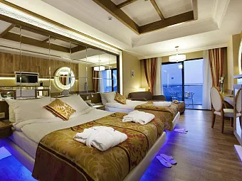 Отель Granada Luxury Resort and Spa 5*