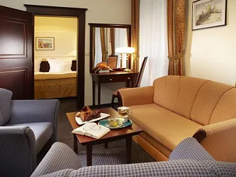 EXCELSIOR 4*