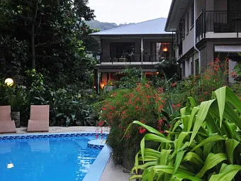 Отель LE REPAIRE BOUTIQUE HOTEL & RESTAURANT 3*
