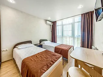 Пансионат Ларимар 3*