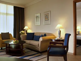 Отель BEACH ROTANA 5*