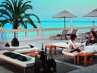 Зона отдыха в отеле NIXE PALACE 5*