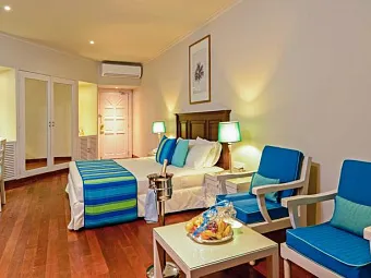 Отель ADAARAN CLUB RANNALHI 4*