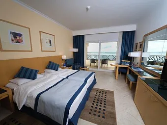 Отель CLEOPATRA LUXURY RESORT MAKADI BAY 5*