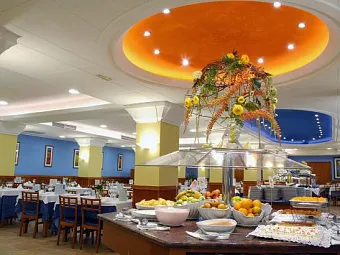Отель H.TOP PINEDA PALACE 4*