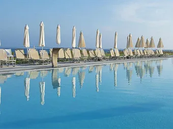  Отель LOUIS PHAETHON BEACH 4*