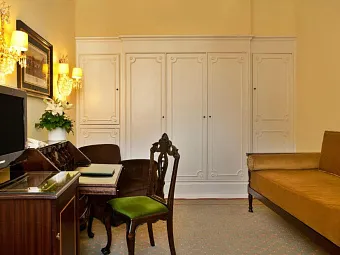 AVENIDA PALACE 5*