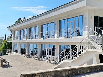 Пансионат Ларимар 3*
