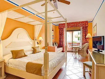 В номере отеля GRAND BAHIA PRINCIPE BAVARO 5*