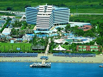 TITANIC DELUXE LARA 5*