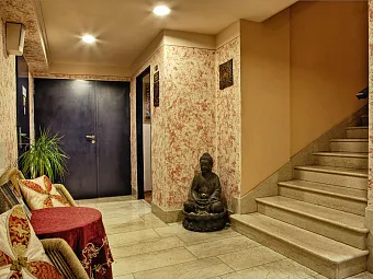 Отель MAJESTIC PLAZA 4*