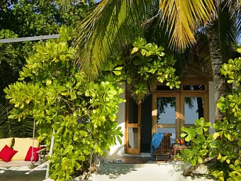 Отель REETHI BEACH RESORT 4*
