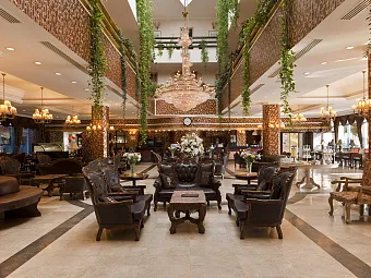  Лобби отеля BOTANIK HOTEL & RESORT 5 *