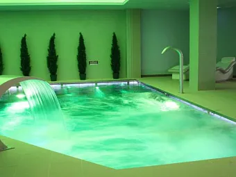 Отель PLAZA ANDORRA LA VELLA 5*