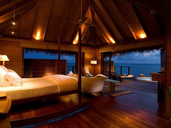 Deluxe Water Villa   CONRAD MALDIVES RANGALI ISLAND 5*