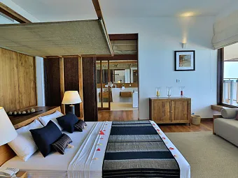Отель PANDANUS BEACH RESORT & SPA 4*