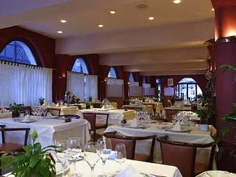 Отель ROC BLANC 4*