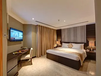  Отель DUBAI MARINE BEACH RESORT 5*