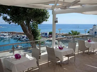 Отель GOLDEN COAST HOTEL 4*