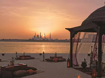 Отель SHANGRI-LA HOTEL QARYAT AL BERI 5*