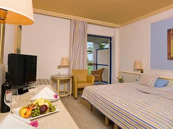 Отель KYLLINI BEACH RESORT 4+*